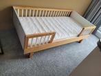 Peuterbed petit amelie cerise incl. Matras, Kinderen en Baby's, Kinderkamer | Bedden, Ophalen, 70 tot 85 cm, 140 tot 160 cm, Zo goed als nieuw