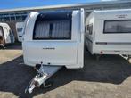 Adria Adora 502 UL; Design pakket, GRATIS MOVER, Caravans en Kamperen, Caravans, Rondzit, Bedrijf, Overige typen, 1250 - 1500 kg