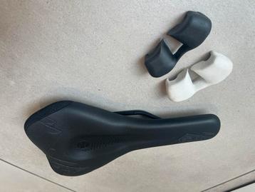 SQLAB maat 15 6OX ERGOWAVE ACTIVE 2.1 FIETSZADEL ZWART beschikbaar voor biedingen