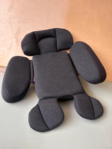 Verkleiner/inlegkussen voor autostoeltje beschikbaar voor biedingen