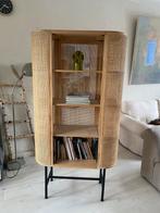 Rotan kast met houten frame, Huis en Inrichting, Met plank(en), Gebruikt, 150 tot 200 cm, 25 tot 50 cm