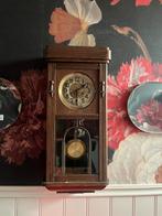 Ouderwetse Rechthoekige Klok met Klepel, Ophalen