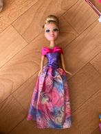 Barbie, nieuw, roze mooie jurk, haar strak in knot, Ophalen of Verzenden, Nieuw, Barbie
