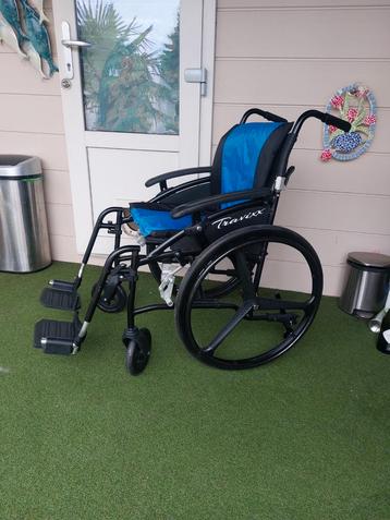 Travixx  comfort  ook in  witte  frame  rolstoel  beschikbaar voor biedingen