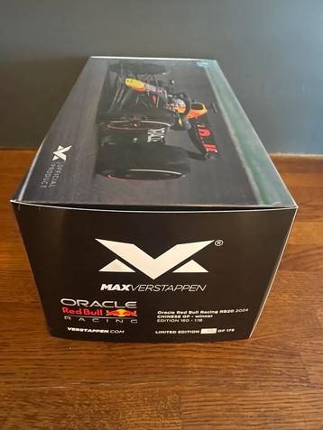 Minichamps 1:18 Verstappen China 2024 beschikbaar voor biedingen