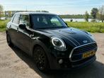 Mini 5-deurs (f55) 1.5 136pk 2016 Zwart, Auto's, Mini, 136 pk, Zwart, Leder en Stof, Zwart