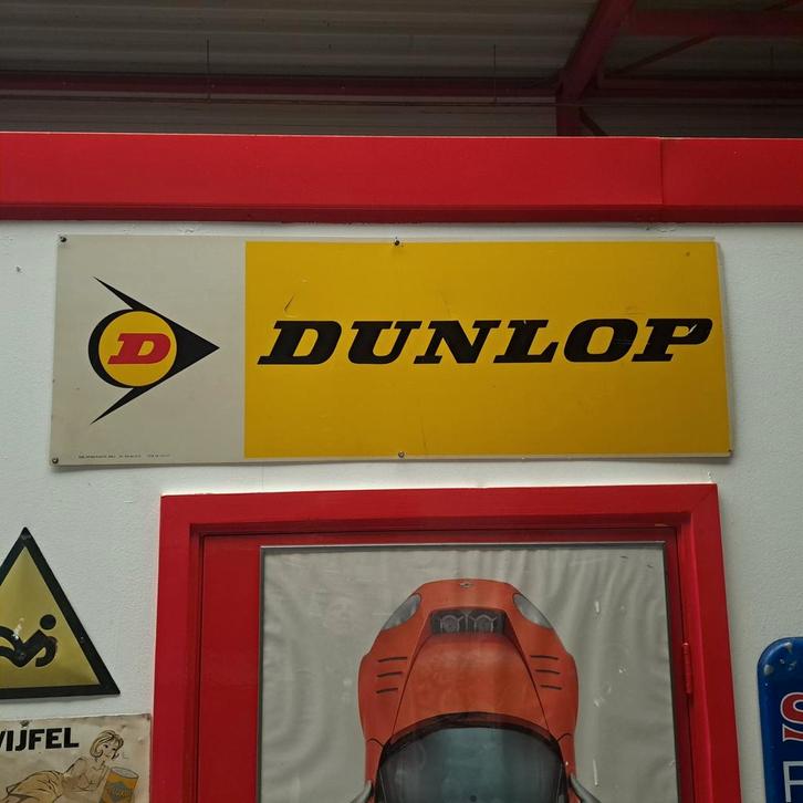 Dunlop reclamebord 'Rob otten' kunststof, Verzamelen, Merken en Reclamevoorwerpen, Gebruikt, Reclamebord, Ophalen of Verzenden
