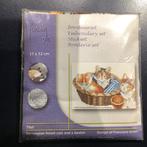 Borduurset Poesjes - Sajet Compleet, Ophalen of Verzenden, Nieuw, Handborduren, Borduurpakket