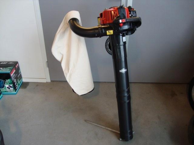 Dolmar 4 takt !! bladblazer weinig geluid makkelijk starten!, Tuin en Terras, Bladblazers, Nieuw, Benzine, Met opvangzak, Met versnipperfunctie