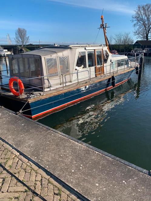 Kruizer ex patrouille boot, Watersport en Boten, Motorboten en Motorjachten, Zo goed als nieuw, Staal, Diesel, 50 pk of meer, Ophalen of Verzenden