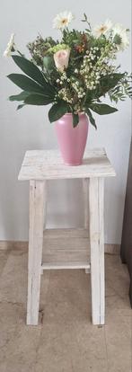 Hoog bijzet tafeltje, Ophalen, Gebruikt, Hout