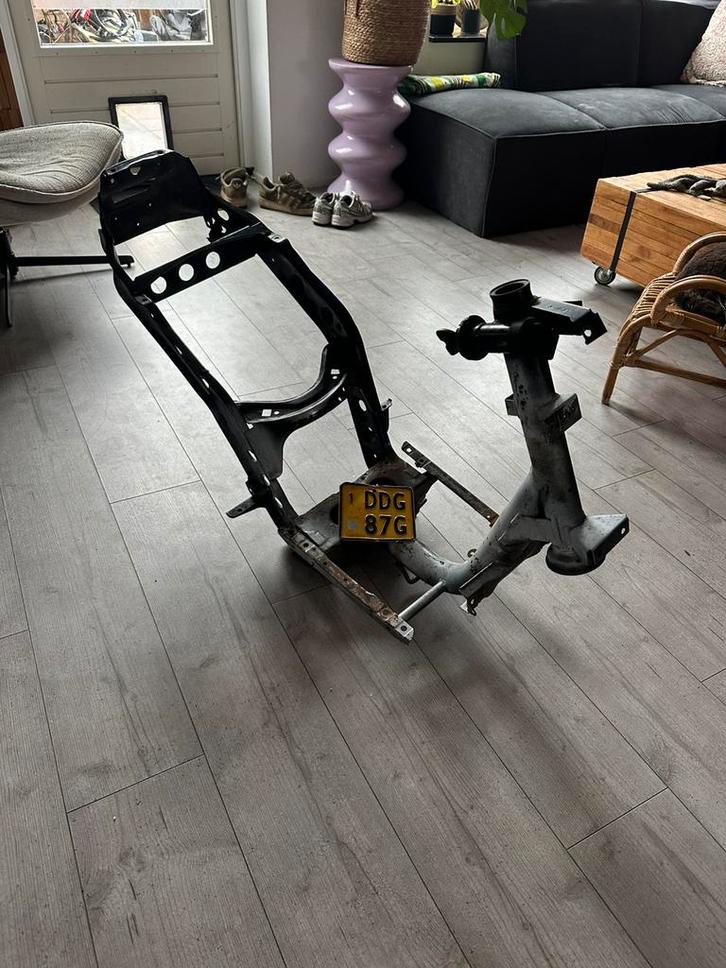 Zip brom frame, Fietsen en Brommers, Scooters | Piaggio, Zo goed als nieuw, Zip, Ophalen of Verzenden