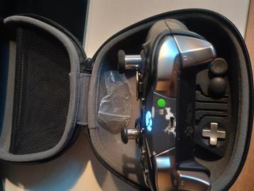 Xbox elite controllers  beschikbaar voor biedingen