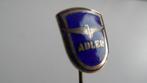 Adler oldtimermotor speld, geëmailleerd., Verzamelen, Speldjes, Pins en Buttons, Verzenden, Gebruikt, Merk, Speldje of Pin
