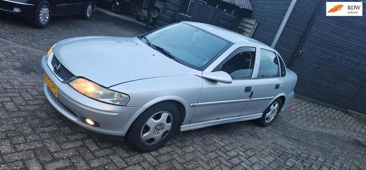 Opel Vectra 1.6-16V Business Edition, Auto's, Opel, Bedrijf, Te koop, Vectra, ABS, Airbags, Airconditioning, Boordcomputer, Centrale vergrendeling