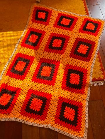Jaren 70, 70s gehaakt kleed vintage retro kleurrijk beschikbaar voor biedingen