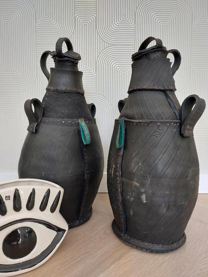 Kruik Monodeco, maat L, XL of XXL BLOSSOM BROCANTE, Huis en Inrichting, Woonaccessoires | Vazen, Nieuw, Zwart, 50 tot 75 cm, Overige materialen