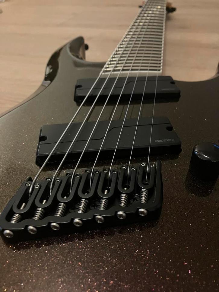 Jackson Dinky Pro MDK 7 MS te koop, Muziek en Instrumenten, Snaarinstrumenten | Gitaren | Bas, Zo goed als nieuw, Ophalen of Verzenden