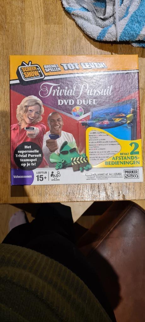 Trivial pursuit dvd duel parker. Trivia spel dvd spel, Hobby en Vrije tijd, Gezelschapsspellen | Bordspellen, Zo goed als nieuw