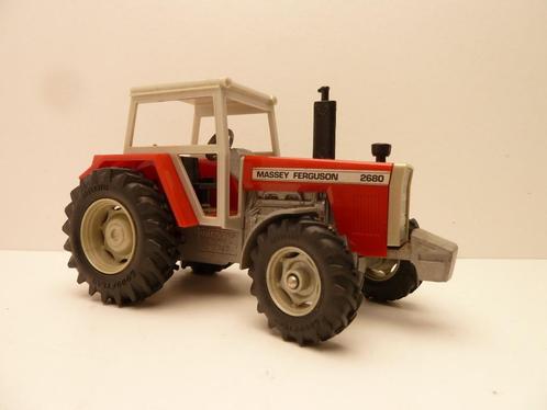 Massey Ferguson 2680  ''  Britains '', Hobby en Vrije tijd, Modelauto's | 1:32, Gebruikt, Tractor of Landbouw, Britains, Ophalen of Verzenden