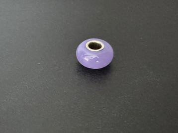 Pandora Glasbedel Lila beschikbaar voor biedingen