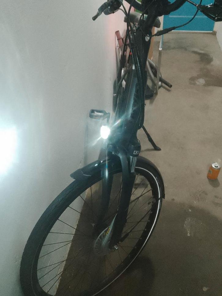 GIANT "ENTOUR" E+, Fietsen en Brommers, Elektrische fietsen, Zo goed als nieuw, Giant, 51 tot 55 cm, 50 km per accu of meer, Ophalen