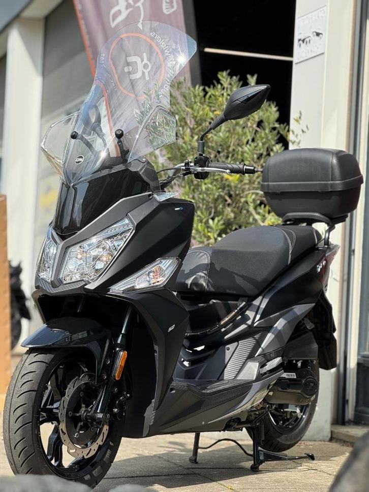 Sym Jet14 Travel Pack Edition Matt Black Bromscooter, Motoren, Tuning en Styling, Ophalen