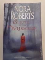 Sleutel tot de wijsheid Nora Roberts 9789402700848, Boeken, Ophalen of Verzenden, Gelezen