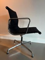 Eames EA108 Herman Miller Zwart Hopsak, Huis en Inrichting, Stoelen, Ophalen, Gebruikt, Zwart, Metaal