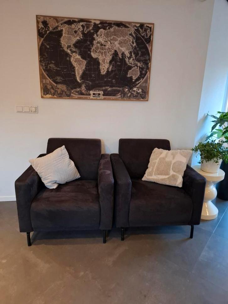 2 fauteuils  met zwarte poten kleur Onyx( DONKERGRIJS), Huis en Inrichting, Fauteuils, Gebruikt, Stof, 75 tot 100 cm, 75 tot 100 cm