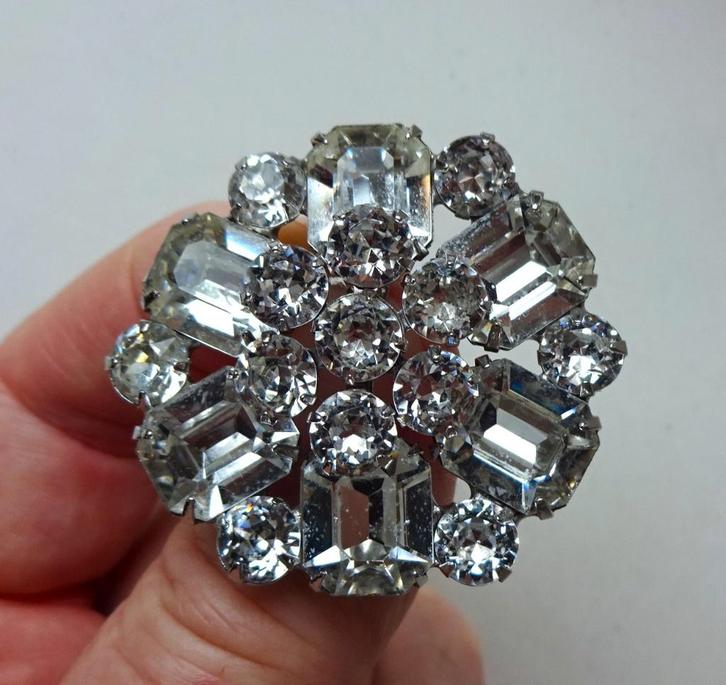 Jaren '50 sneeuwvlok kristallen broche: Weiss, NY, Sieraden, Tassen en Uiterlijk, Antieke sieraden, Broche, Overige materialen