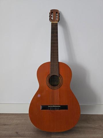 Prachtige vintage Raimundo 100 gitaar nu €89 !! beschikbaar voor biedingen