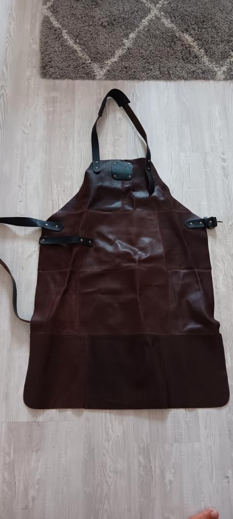 Lederen barbequeschort van Parva, Huis en Inrichting, Keuken | Textiel, Zo goed als nieuw, Schort, Ophalen of Verzenden