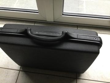 Samsonite beschikbaar voor biedingen