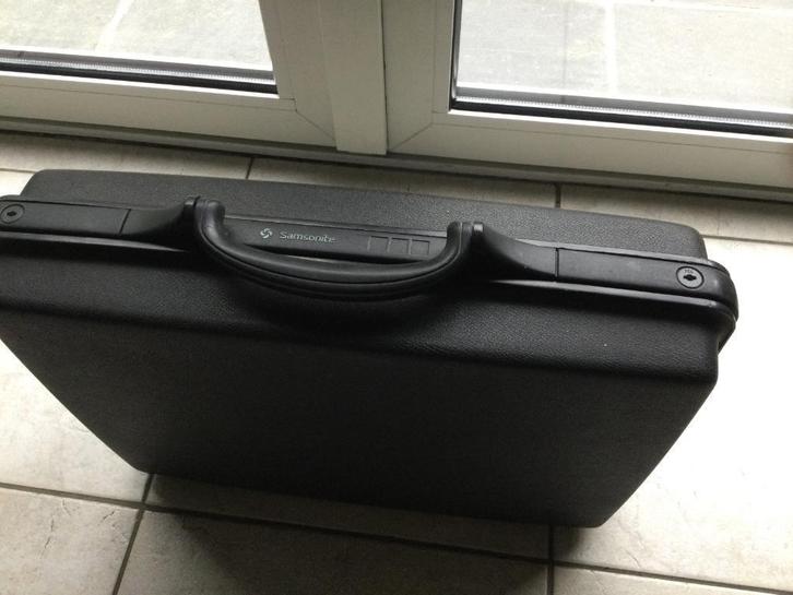 Samsonite, Sieraden, Tassen en Uiterlijk, Koffers, Zo goed als nieuw, Hard kunststof, Minder dan 50 cm, Ophalen