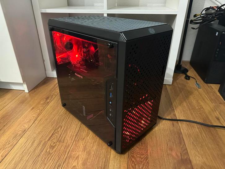 Budget Game PC / I5-7400 / GTX 1650 / 1TB SSD / 16 GB RAM /, Computers en Software, Desktop Pc's, Zo goed als nieuw, 3 tot 4 Ghz