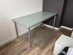 IKEA Glazen Tafel - Verstelbare Poten, Huis en Inrichting, Bureaus, Ophalen, In hoogte verstelbaar, Gebruikt, Bureau