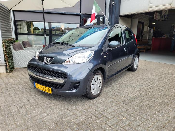 Peugeot 107 1.0 12V 5DR 2010 Grijs,airco, apk bij aflevering, Auto's, Peugeot, Bedrijf, ABS, Airbags, Airconditioning, Boordcomputer