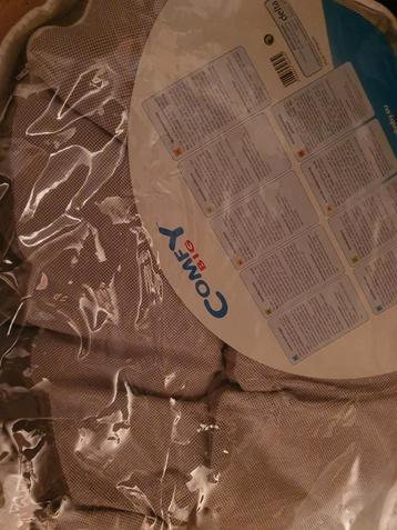 Voedingskussen Grijs - Comfy Big Delta Baby beschikbaar voor biedingen