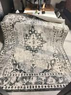 Vloerkleed vintage grijs, Huis en Inrichting, Stoffering | Tapijten en Kleden, Ophalen, 200 cm of meer, Zo goed als nieuw, 200 cm of meer