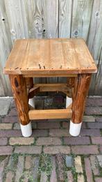 Massief Houten Tafeltje/Kruk - H63, 45x38, Ophalen, Gebruikt, Rechthoekig, 60 cm of meer