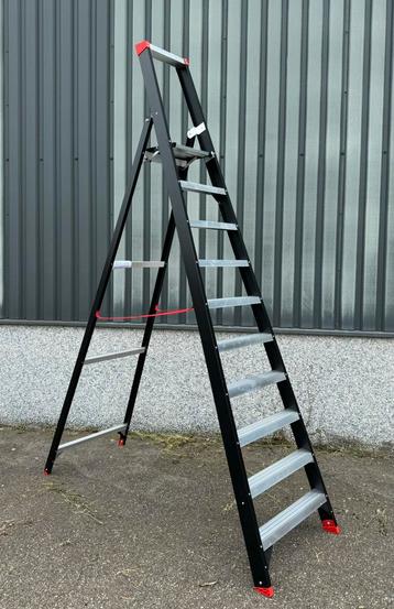 Trap 2x9 treden zwart gecoat NIEUW beschikbaar voor biedingen