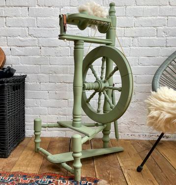 Vintage spinnewiel groen voor 20 euro! beschikbaar voor biedingen