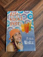 Anna Woltz - Alles kookt over, Ophalen of Verzenden, Zo goed als nieuw, Anna Woltz