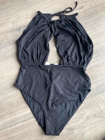 Badpak van calzedonia  beschikbaar voor biedingen