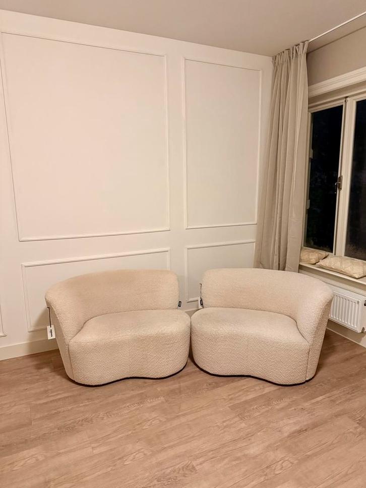 WOOOD fauteuil crème bouclé stof, Huis en Inrichting, Banken | Sofa's en Chaises Longues, Zo goed als nieuw, Eenpersoons, Minder dan 150 cm