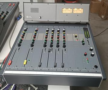 Eela audio S120 vca radio mengpaneel geserviced beschikbaar voor biedingen