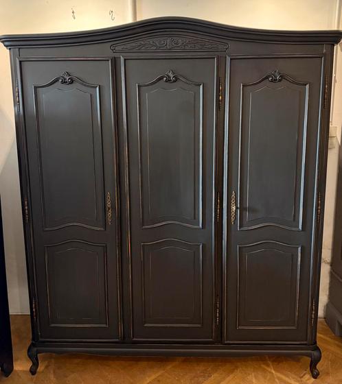 Vintage kledingkast, brocante hanglegkast, 3-deurskast VdlM, Huis en Inrichting, Kasten | Kledingkasten, Zo goed als nieuw, 150 tot 200 cm