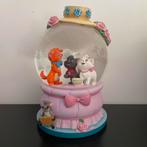 Aristocats snowglobe snow globe, Verzamelen, Ophalen of Verzenden, Overige figuren, Zo goed als nieuw, Beeldje of Figuurtje