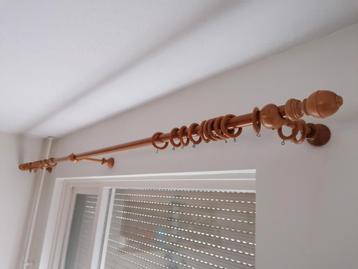2x Gordijnrail Roede Stok met ringen Eiken Kleur Hout 260 cm beschikbaar voor biedingen